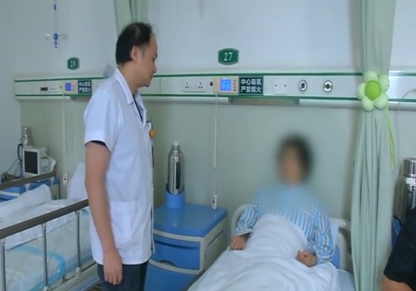 妇女为养颜做“肠道水疗”，洗肠穿孔进入ICU，医生：只能治疗便秘